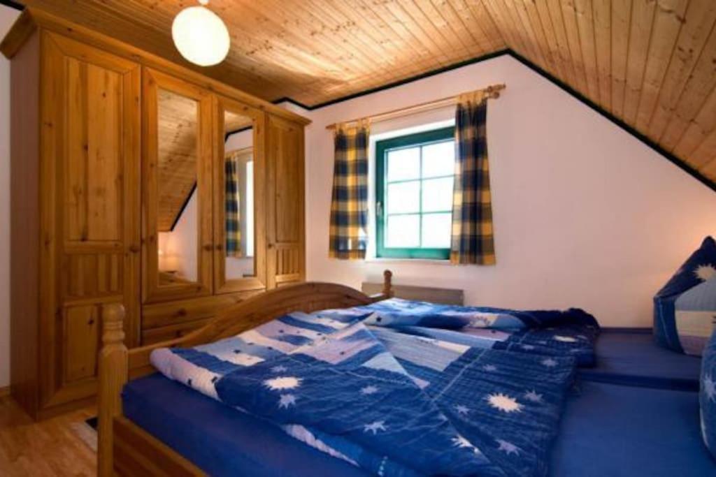 Trollhus - Grosses Familienfreundliches Ferienhaus Борн Екстериор снимка